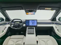 2025 Xpeng P7 702 Long Range Ultra — фото 17