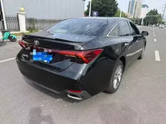 2021 Toyota Avalon 2.5L Luxury, чёрный — фото 4