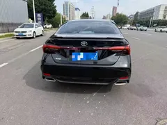 2021 Toyota Avalon 2.5L Luxury, чёрный — фото 5