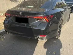 2023 Toyota Avalon 2.0L Luxury, чёрный — фото 2
