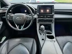 2021 Toyota Avalon 2.5L Luxury, чёрный — фото 4