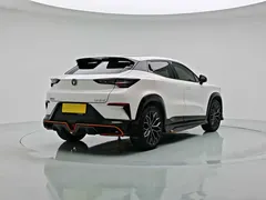 2022 Changan UNI-T 1.5T Sport Premium, белый — фото 2