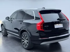 2024 Volvo XC90 B5 Luxury 7-seat, чёрный — фото 6