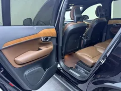 2024 Volvo XC90 B5 Luxury 7-seat, чёрный — фото 15