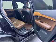 2024 Volvo XC90 B5 Luxury 7-seat, чёрный — фото 17