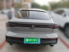 2022 Changan UNI-V 1.5T Premium — фото 5