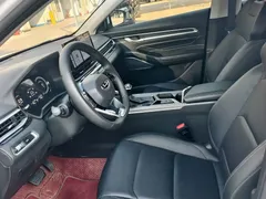 2023 Geely Emgrand 4th Gen Champion 1.5L CVT Luxury, белый — фото 14