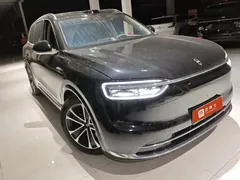 2026 Aito M7 EREV Ultra 4WD 5-seat 192-line Lidar, чёрный — фото 2