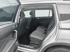 2022 Volkswagen Tiguan L 330TSI AT 2WD R-Line — фото 8