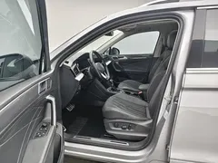 2022 Volkswagen Tiguan L 330TSI AT 2WD R-Line — фото 9