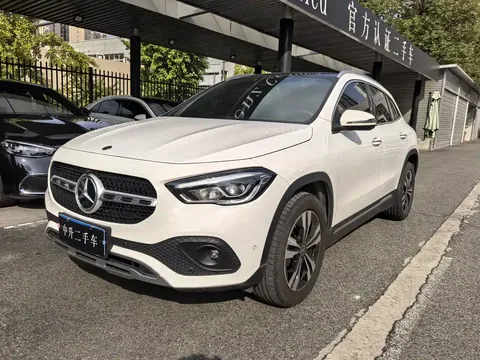 2020 Mercedes-Benz GLA 200