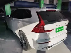 2022 Volvo XC60 4WD Luxury, белый — фото 5