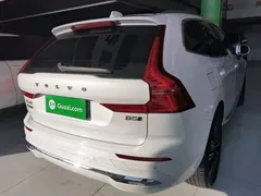 2022 Volvo XC60 4WD Luxury, белый — фото 7