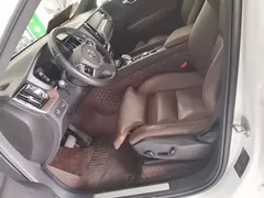 2022 Volvo XC60 4WD Luxury, белый — фото 15