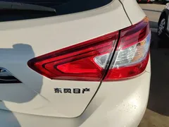 2021 Nissan Tiida 1.6L CVT, белый — фото 8
