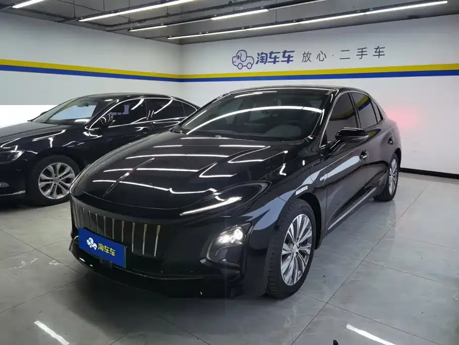2024 Hongqi E-QM5 EV 610km Plus