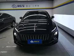 2024 Hongqi E-QM5 EV 610km Plus, чёрный — фото 2