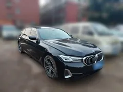 2022 BMW 5 Series 530Li Leading Luxury Package, чёрный — фото 3