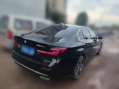 2022 BMW 5 Series 530Li Leading Luxury Package, чёрный — фото 6