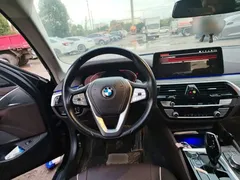 2022 BMW 5 Series 530Li Leading Luxury Package, чёрный — фото 11