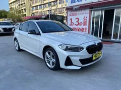 2021 BMW 1 Series 120i M Sport Night Edition, белый — фото 2