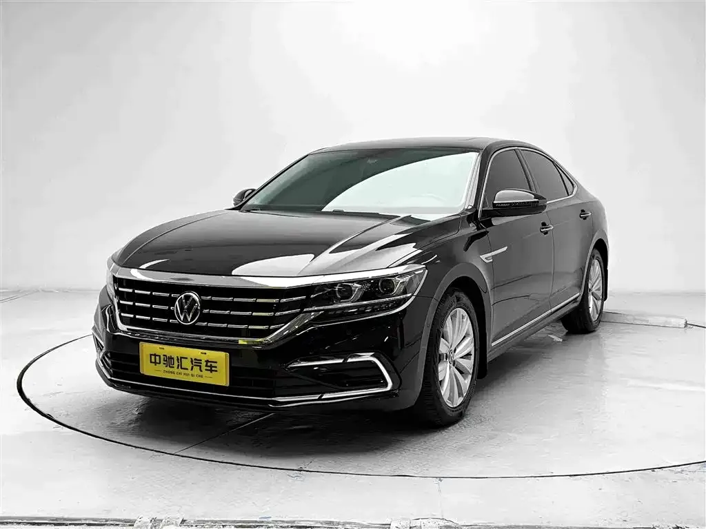 2021 Volkswagen Passat 330TSI Elite