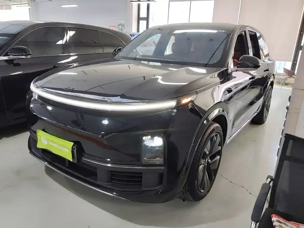 2023 Li Auto L8