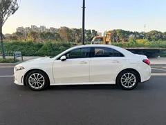 2022 Mercedes-Benz A-Class A 200 L Sedan Sport, белый — фото 3