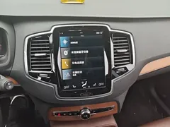 2021 Volvo XC90 7 Seats, белый — фото 13