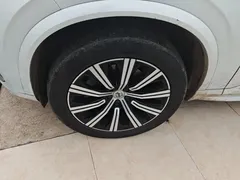 2021 Volvo XC90 7 Seats, белый — фото 23