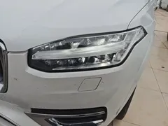 2021 Volvo XC90 7 Seats, белый — фото 24
