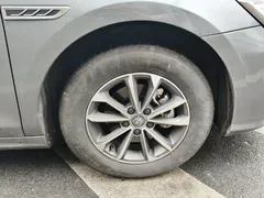 2024 BYD Qin PLUS Honor DM-i PHEV 55km Leading — фото 8
