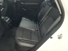 2022 Geely Emgrand 4th Gen 1.5L CVT Premium, белый — фото 17