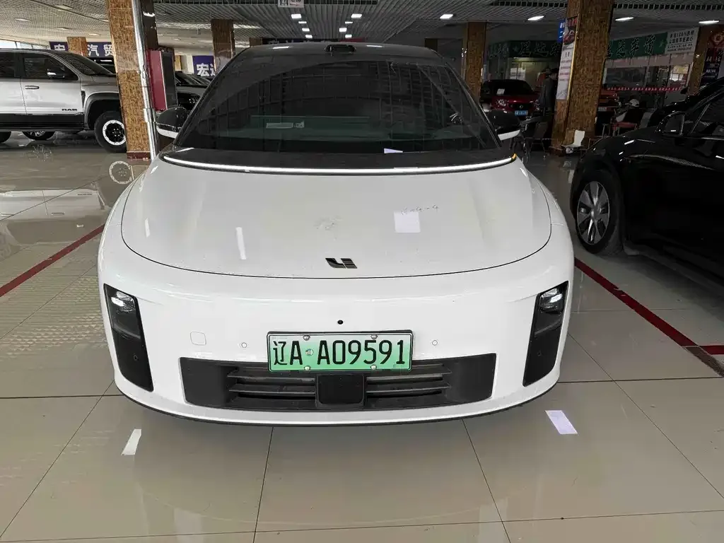 2026 Li Auto i6 2WD Standard