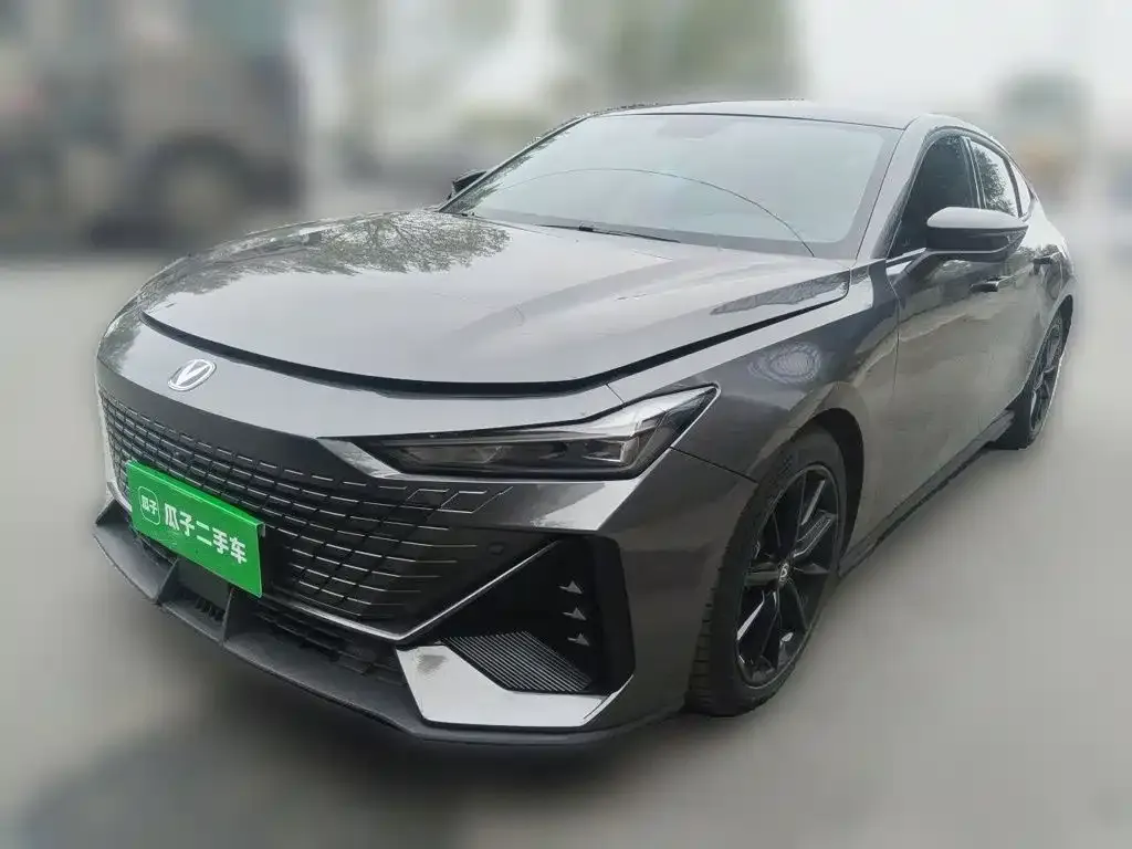 2022 Changan UNI-V 1.5T Premium