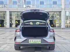 2025 BYD Qin L EV 545km Excellence — фото 7