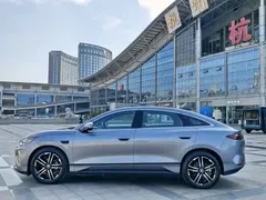 2025 BYD Qin L EV 545km Excellence — фото 19