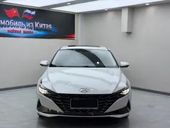 2022 Hyundai Elantra 1.5L CVT LUX Premium, белый — фото 2