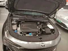 2022 Changan UNI-V 1.5T Premium — фото 20