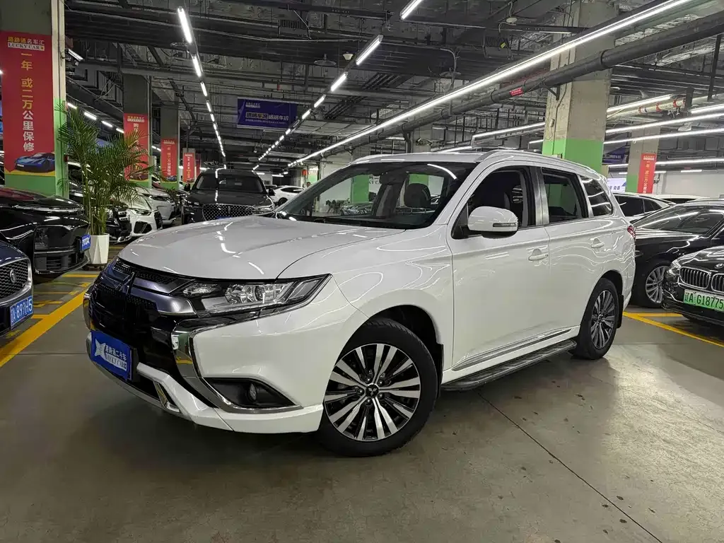 2021 Mitsubishi Outlander 2.0L 2WD Enjoy 5-seat