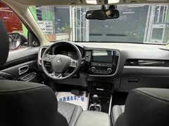 2021 Mitsubishi Outlander 2.0L 2WD Enjoy 5-seat, белый — фото 9