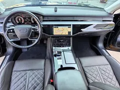 2021 Audi A8L 50 TFSI quattro Comfort, чёрный — фото 11