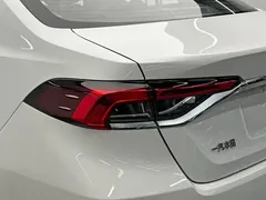 2021 Toyota Corolla 1.2T S-CVT Elite, белый — фото 11