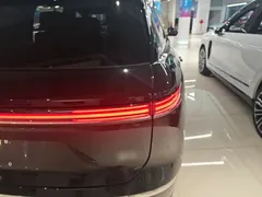 2026 Nio ES8 6-seat Executive Signature, чёрный — фото 8