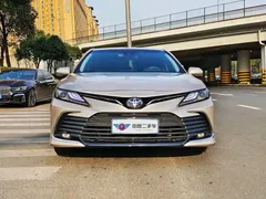 2021 Toyota Camry 2.0G Luxury — фото 2