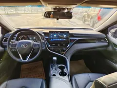 2021 Toyota Camry 2.0G Luxury — фото 13