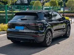 2023 Porsche Cayenne 3.0T Platinum Edition, чёрный — фото 4