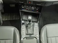 2022 Volkswagen Passat 330TSI Elite, чёрный — фото 13