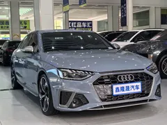 2022 Audi A4L 40 TFSI quattro RS Package — фото 3