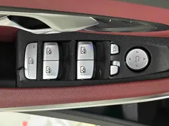 2021 BMW 3 Series 325Li M Sport Package, белый — фото 21